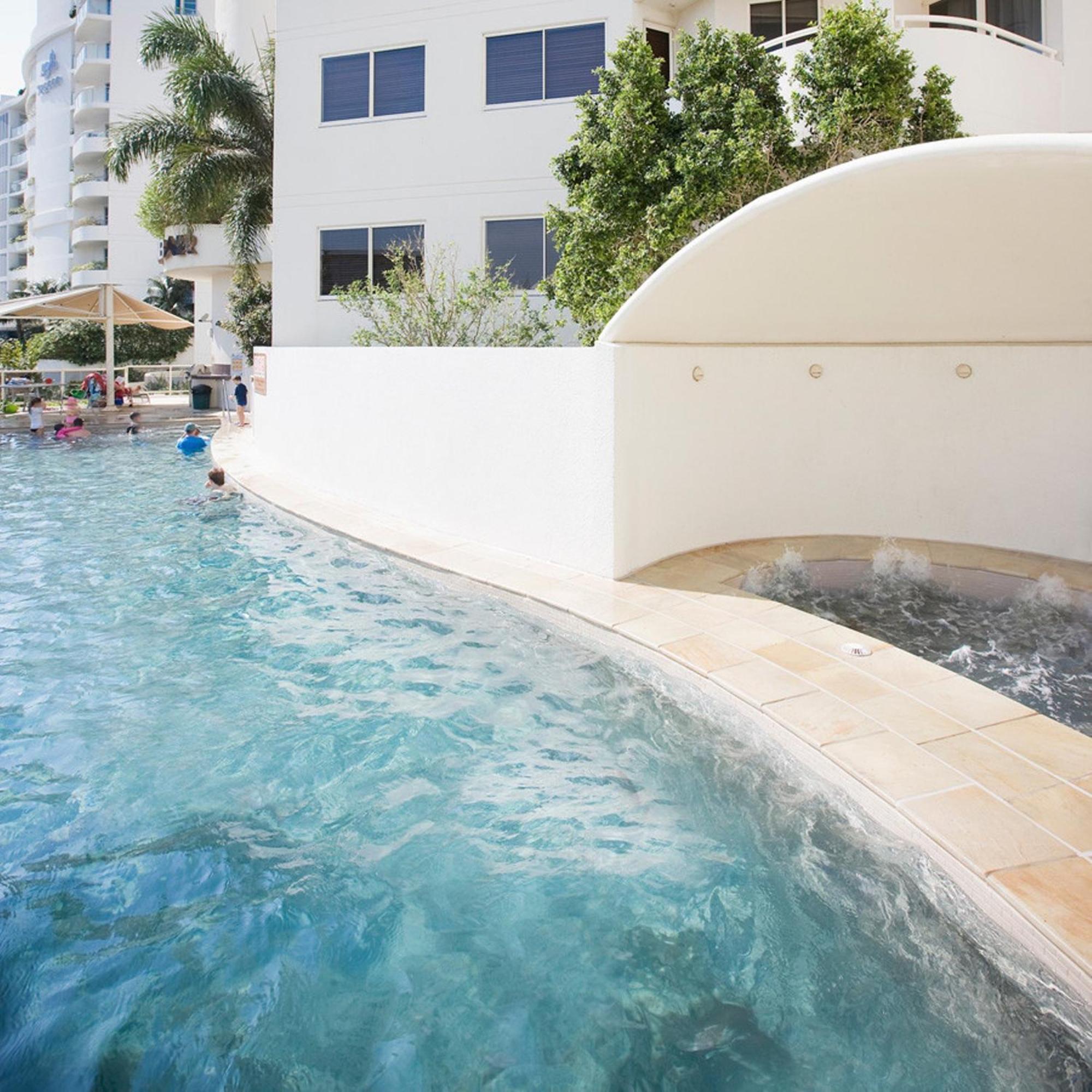 Mantra Zanzibar Aparthotel Mooloolaba Exterior photo