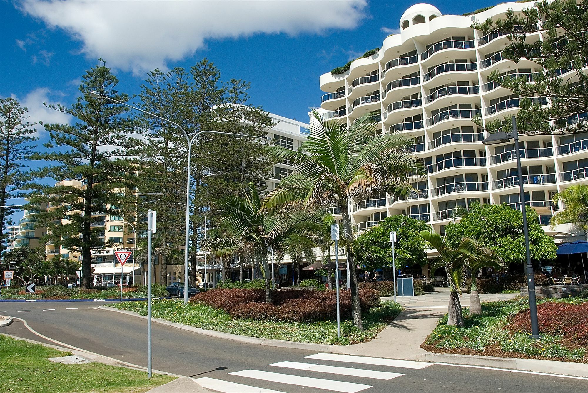 Mantra Zanzibar Aparthotel Mooloolaba Exterior photo